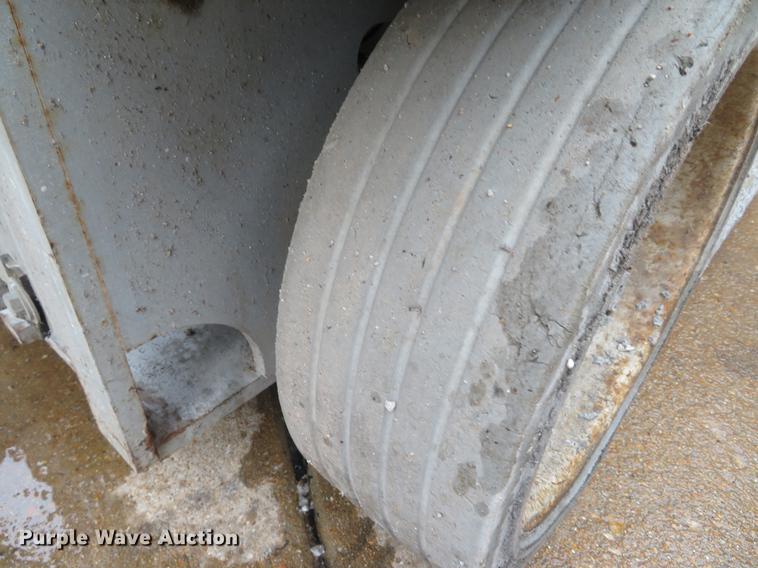 image for item EV9606 Mec 2647ES scissor lift