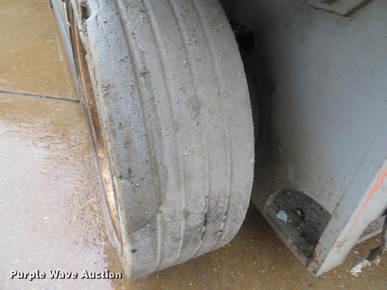 image for item EV9606 Mec 2647ES scissor lift