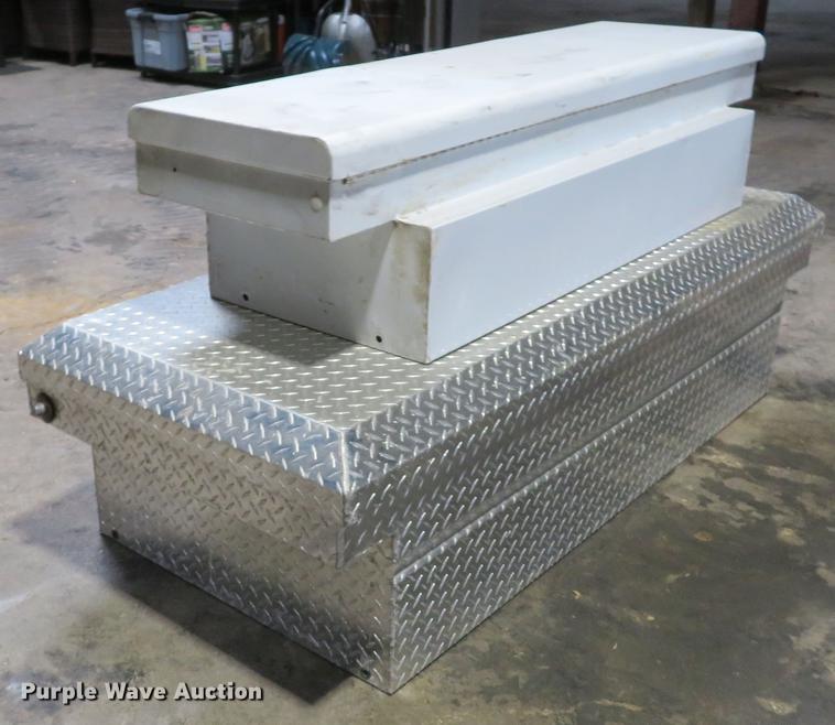 image for item EV9609 (2) cross bed toolboxes