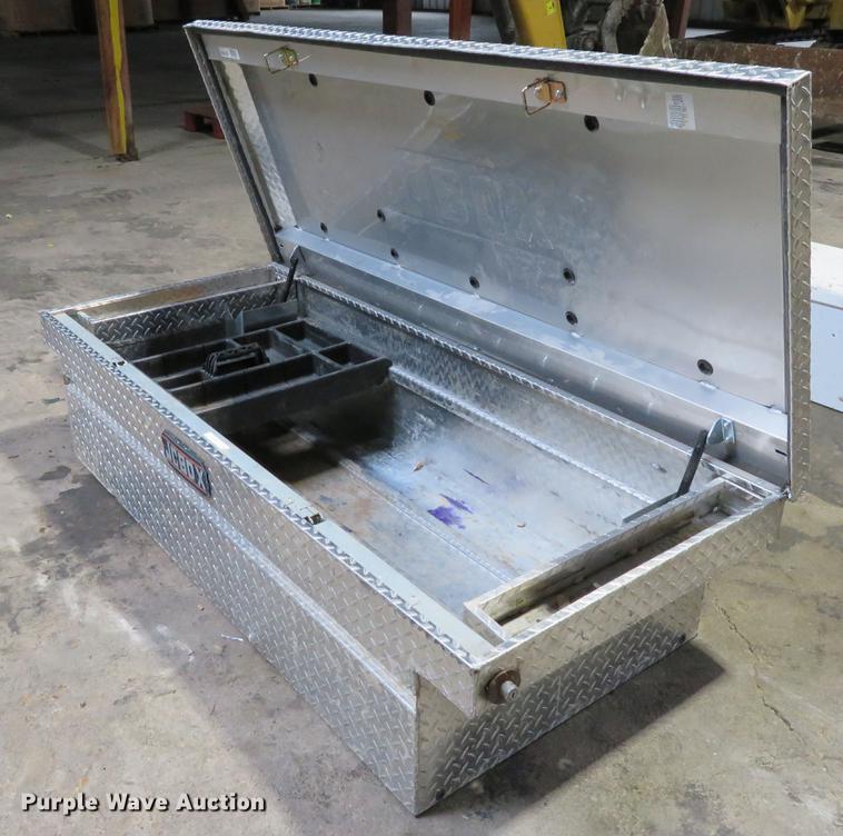 image for item EV9609 (2) cross bed toolboxes