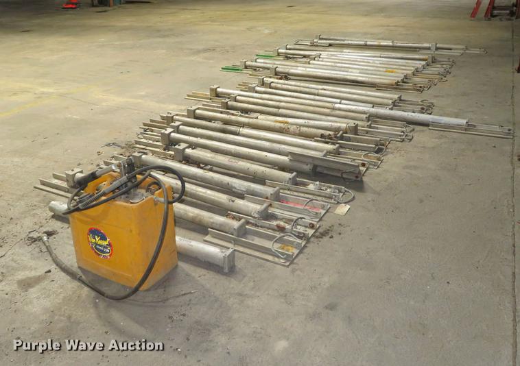 image for item EV9611 Aluminum hydraulic shoring