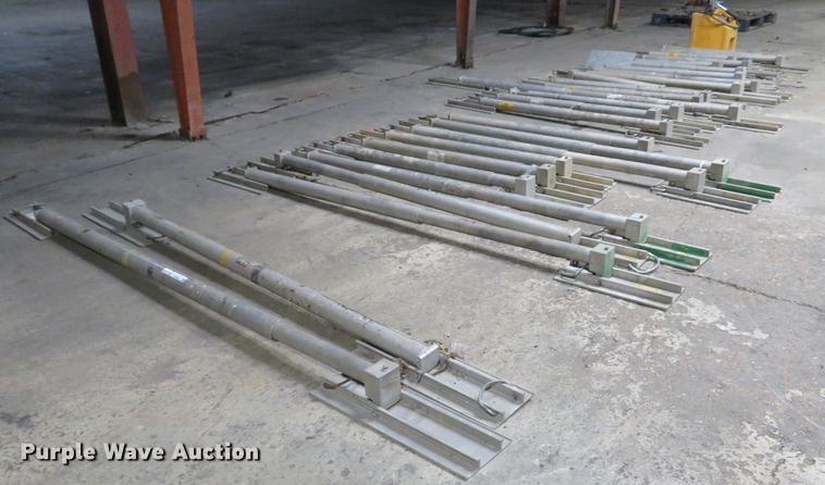 image for item EV9611 Aluminum hydraulic shoring