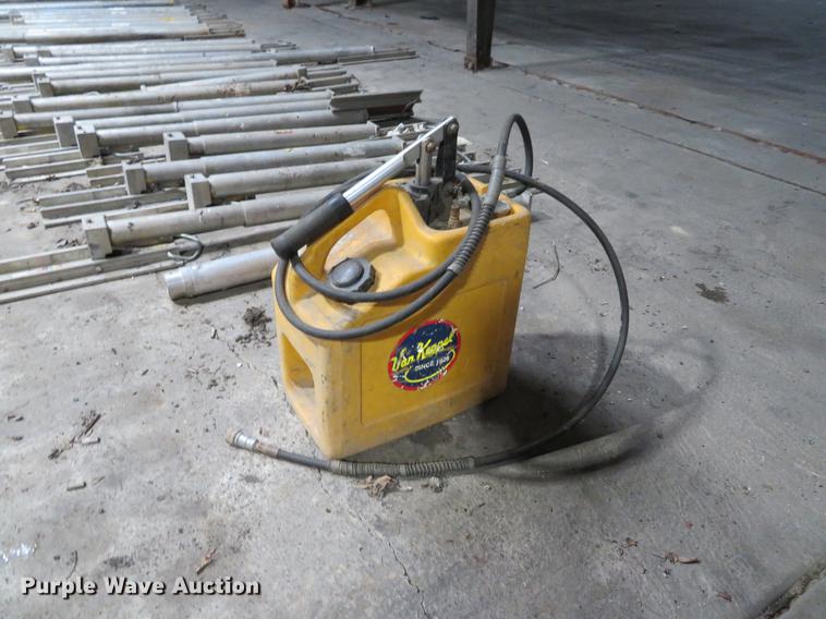 image for item EV9611 Aluminum hydraulic shoring