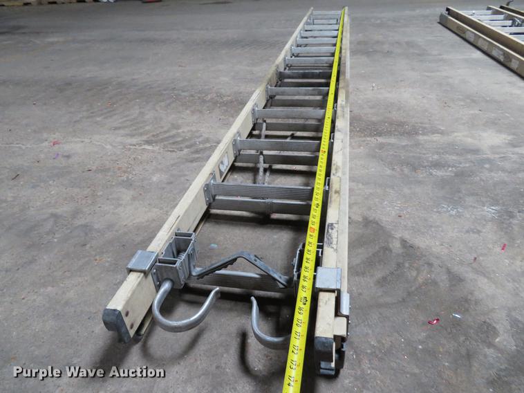 image for item EV9616 (3) extension ladders