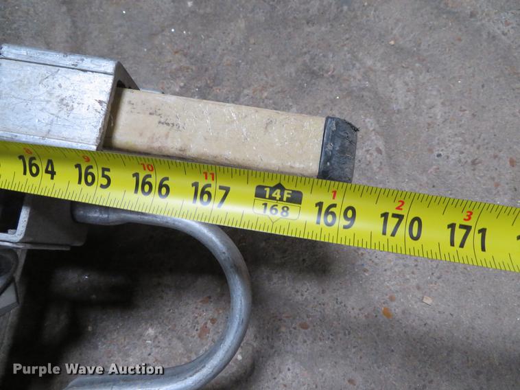 image for item EV9616 (3) extension ladders