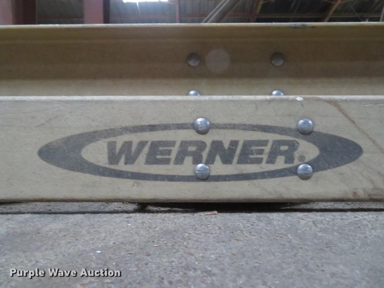 image for item EV9616 (3) extension ladders