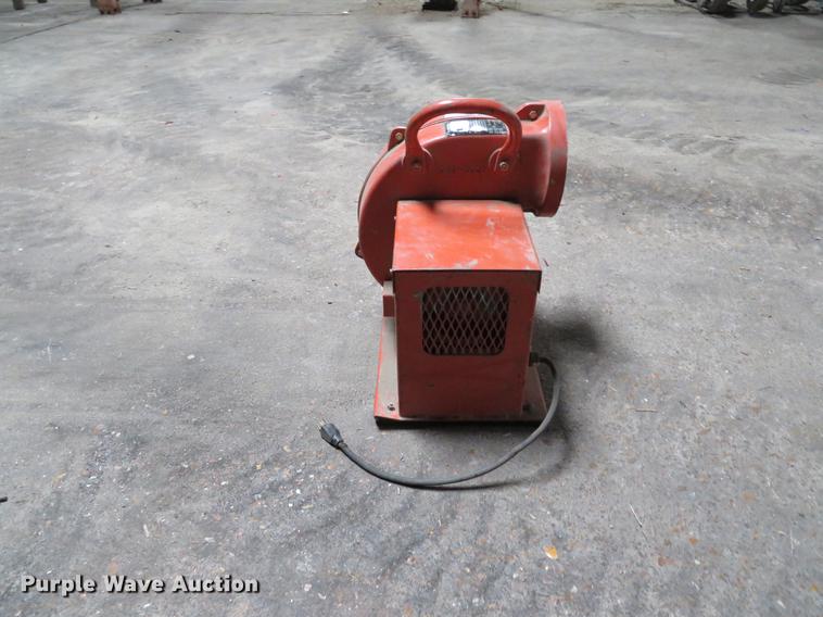 image for item EV9617 (4) ventilation fans