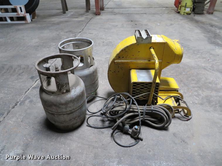 image for item EV9617 (4) ventilation fans