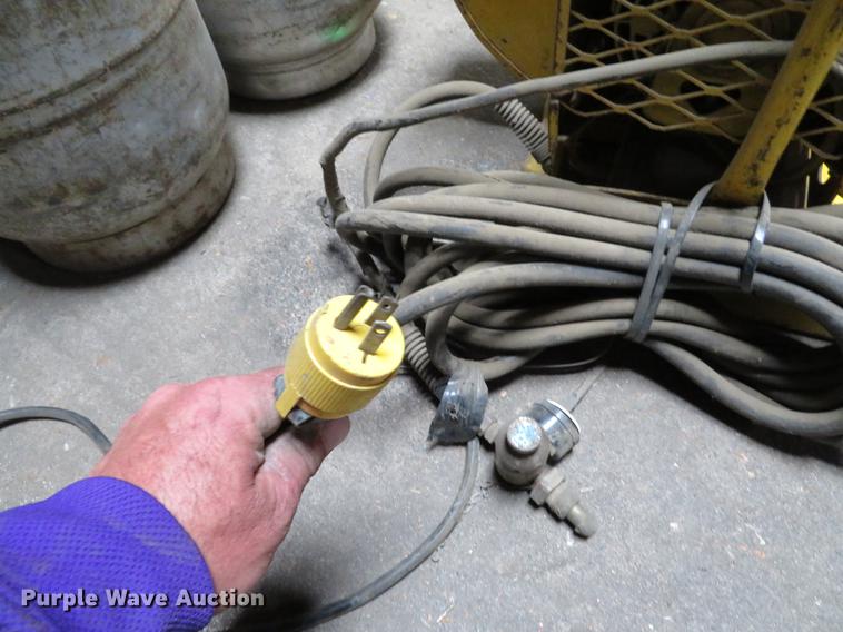 image for item EV9617 (4) ventilation fans