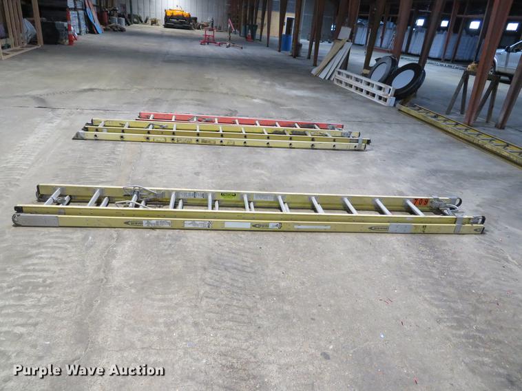 image for item EV9618 (3) 24' fiberglass extension ladders