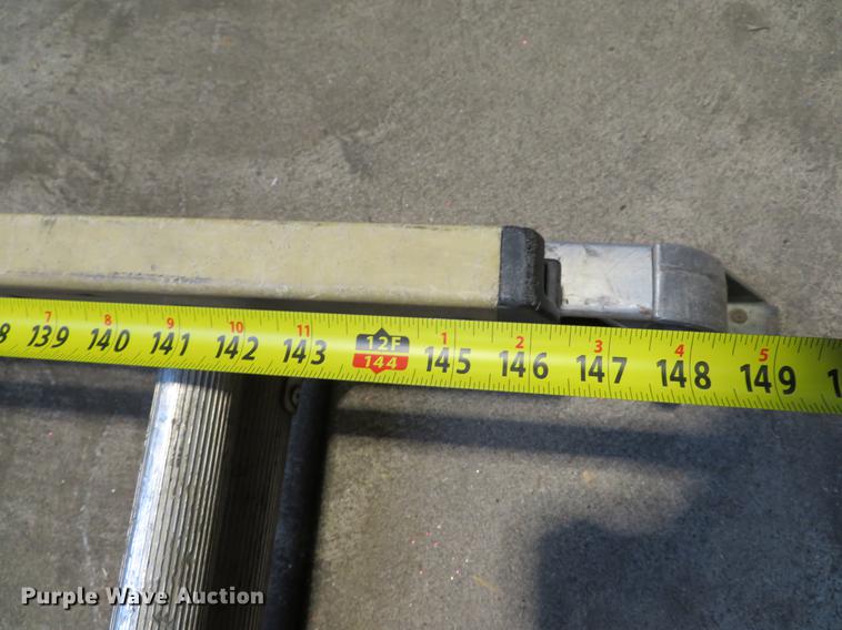 image for item EV9618 (3) 24' fiberglass extension ladders