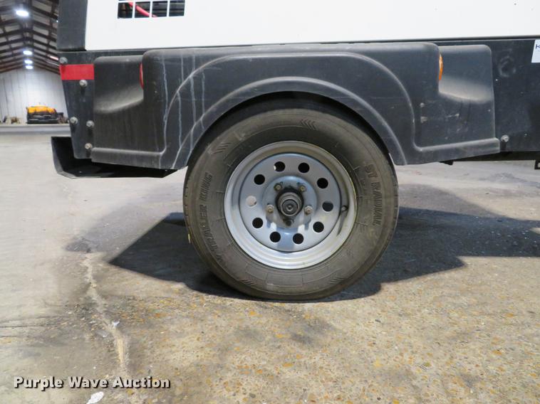 image for item EV9619 2012 Sullair 185DPQJD2 air compressor