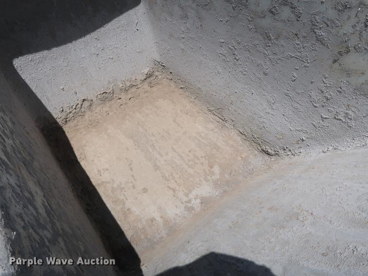 image for item FE9674 2014 MQ Whiteman WBH-16E power buggy