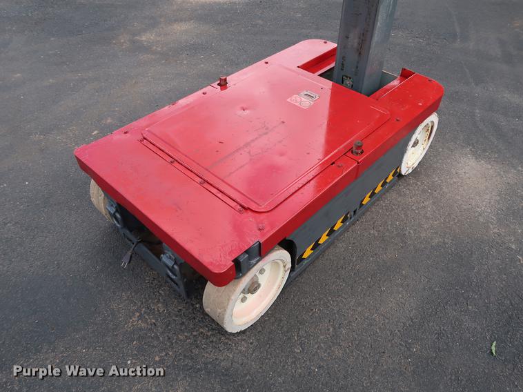 image for item FE9676 2014 Sky Jack SJ12 vertical lift