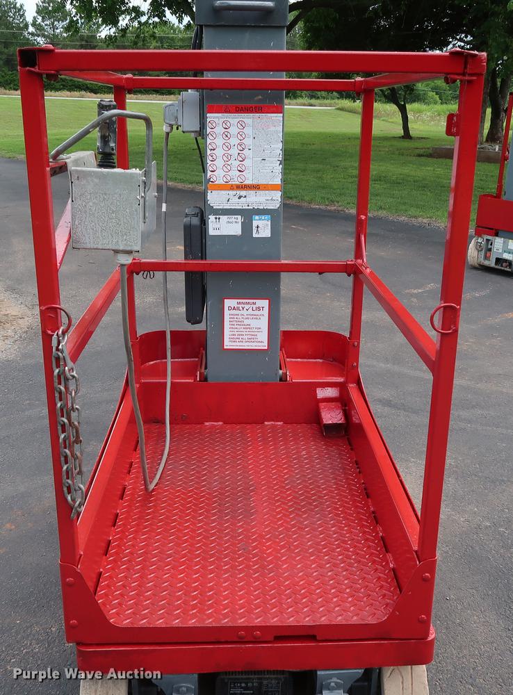 image for item FE9676 2014 Sky Jack SJ12 vertical lift