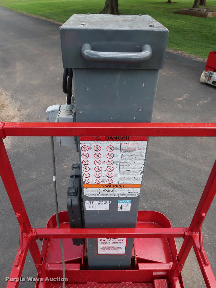 image for item FE9676 2014 Sky Jack SJ12 vertical lift