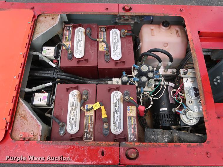 image for item FE9677 2014 Sky Jack SJ12 vertical lift