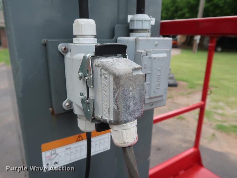 image for item FE9677 2014 Sky Jack SJ12 vertical lift