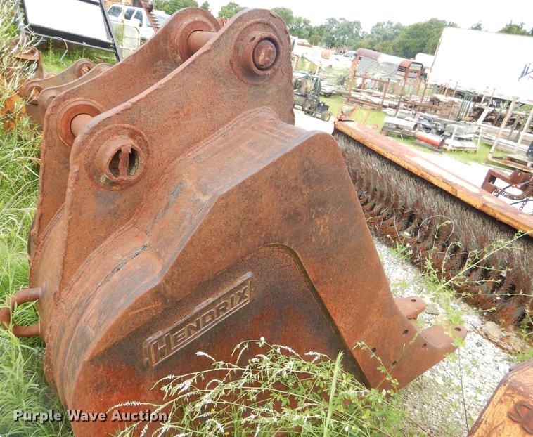 image for item FH9450 Hendrix bucket