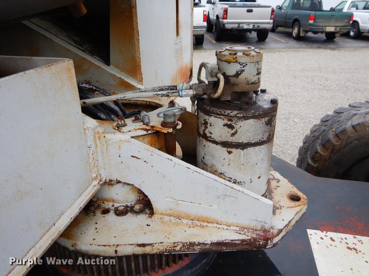 image for item FH9470 Simon MP60 boom lift