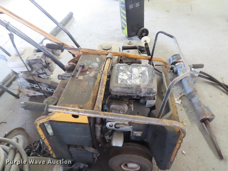 image for item FJ9134 Core Cut CC7200 concrete saw