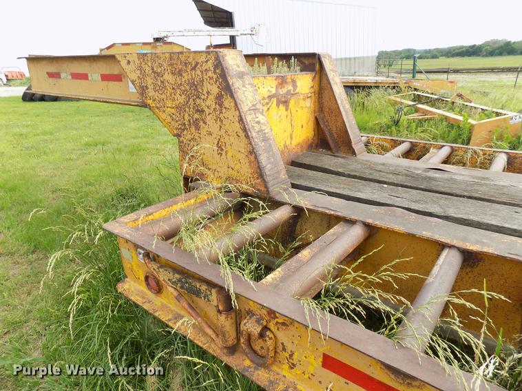 image for item FJ9304 1980 Load Craft L-25-R equipment trailer