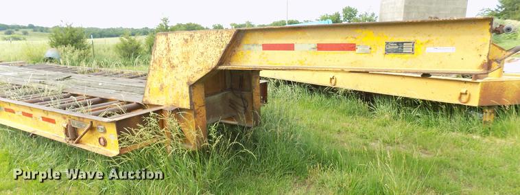 image for item FJ9304 1980 Load Craft L-25-R equipment trailer