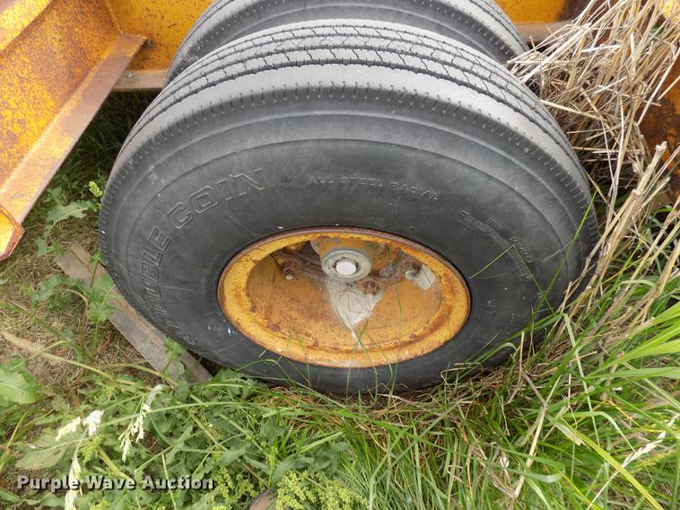 image for item FJ9304 1980 Load Craft L-25-R equipment trailer