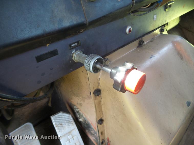 image for item FM9363 1981 International Paystar 5000 log loader truck