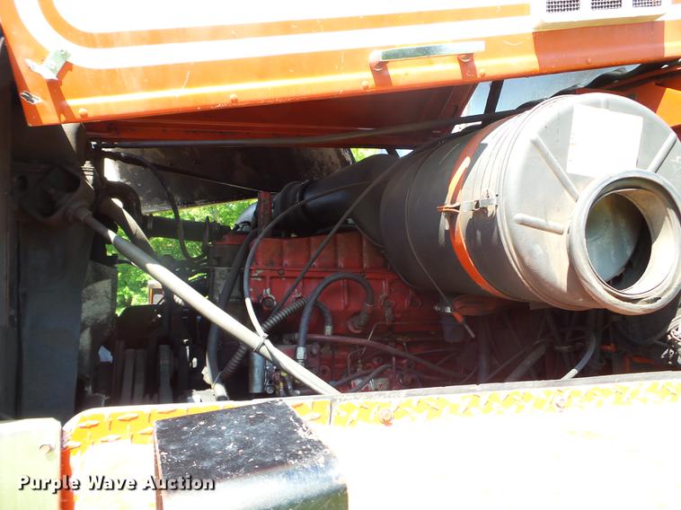 image for item FM9363 1981 International Paystar 5000 log loader truck