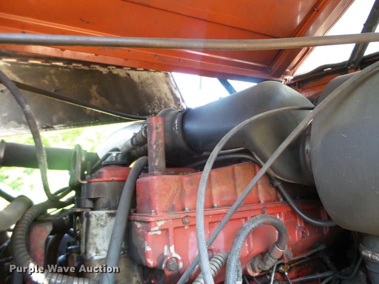 image for item FM9363 1981 International Paystar 5000 log loader truck