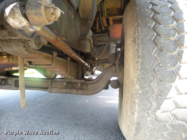 image for item FM9363 1981 International Paystar 5000 log loader truck