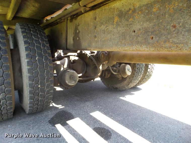 image for item FM9363 1981 International Paystar 5000 log loader truck