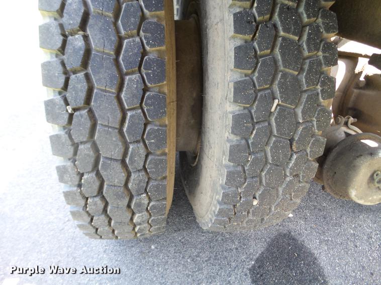 image for item FM9363 1981 International Paystar 5000 log loader truck