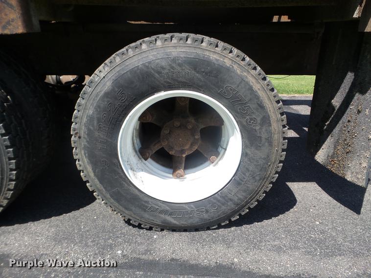 image for item FM9363 1981 International Paystar 5000 log loader truck