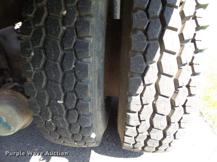 image for item FM9363 1981 International Paystar 5000 log loader truck