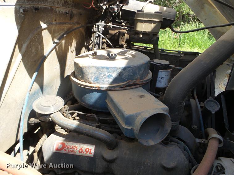 image for item FM9369 1985 International 1600 drilling rig truck