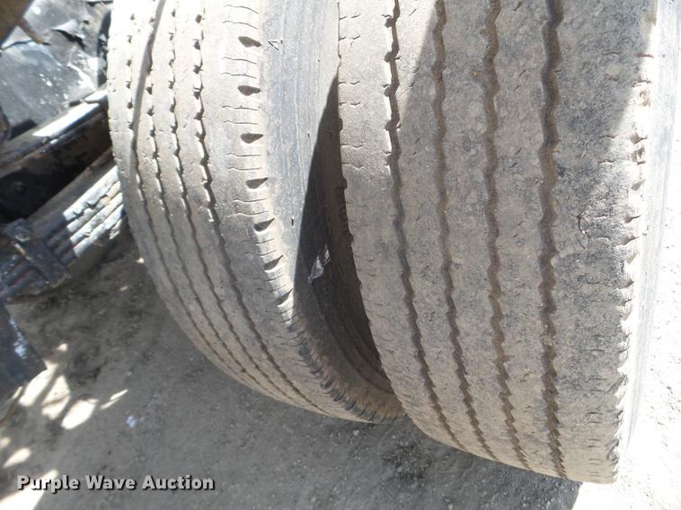 image for item FM9369 1985 International 1600 drilling rig truck