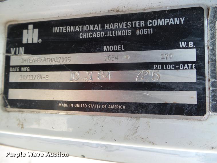 image for item FM9369 1985 International 1600 drilling rig truck