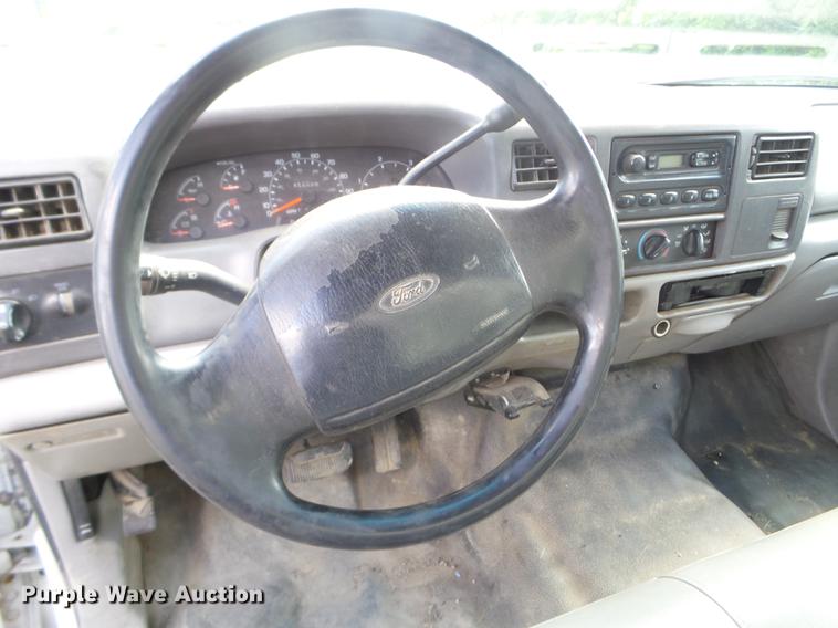 image for item FM9383 2000 Ford F550 Super Duty dump truck