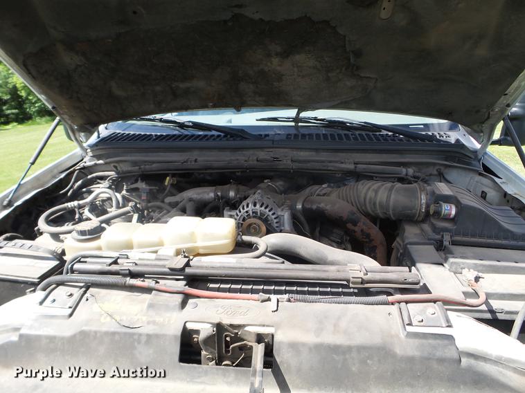 image for item FM9383 2000 Ford F550 Super Duty dump truck