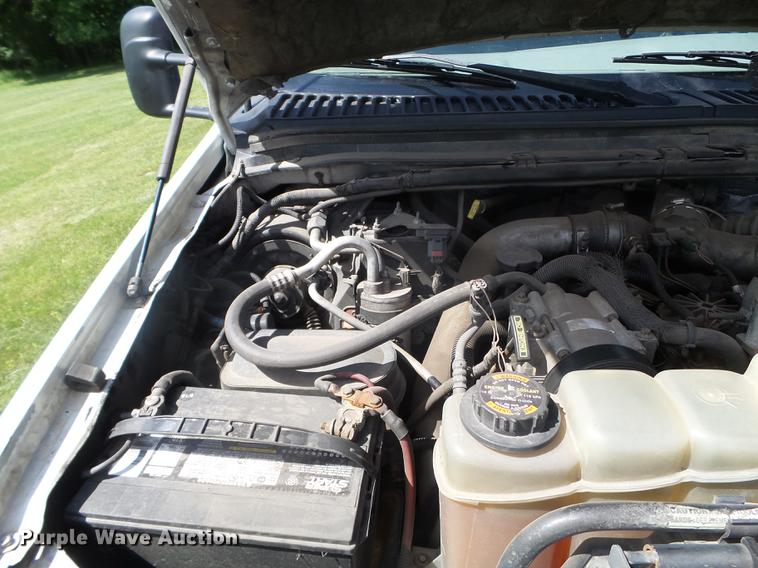 image for item FM9383 2000 Ford F550 Super Duty dump truck