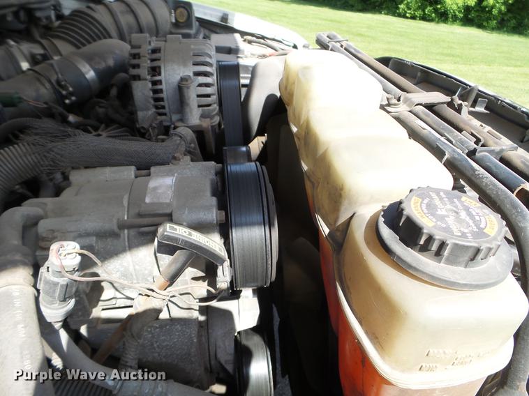 image for item FM9383 2000 Ford F550 Super Duty dump truck