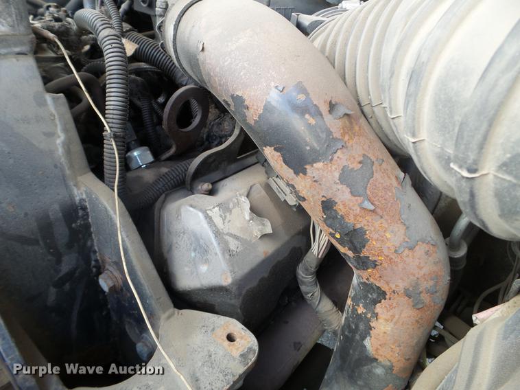 image for item FM9383 2000 Ford F550 Super Duty dump truck