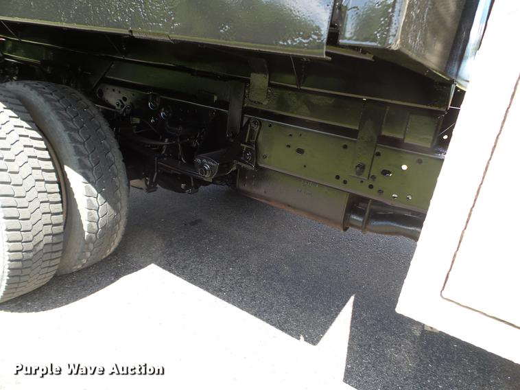 image for item FM9383 2000 Ford F550 Super Duty dump truck