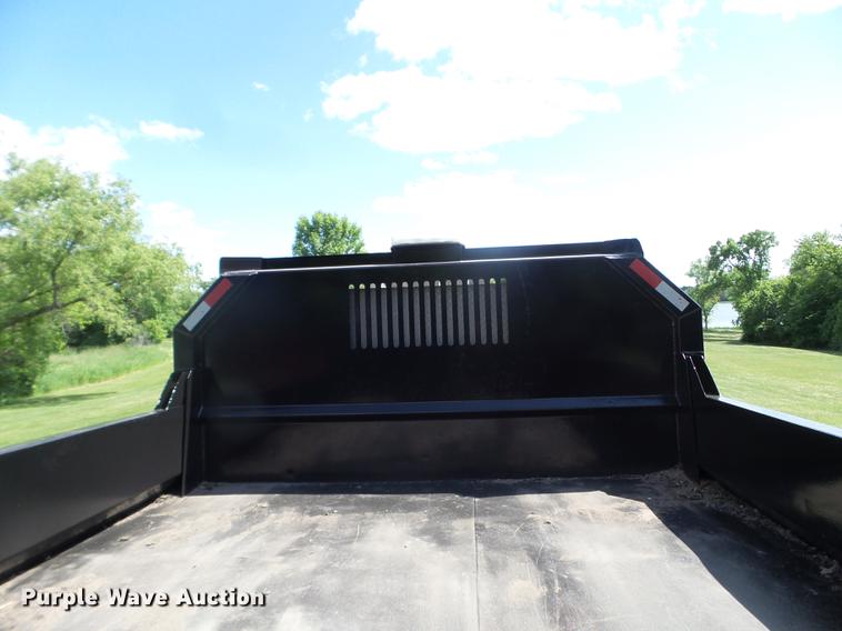 image for item FM9383 2000 Ford F550 Super Duty dump truck