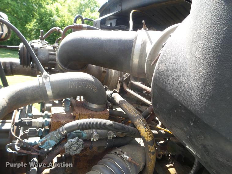 image for item FM9385 1998 Ford LTA9000 truck cab and chassis