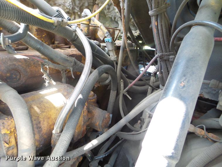 image for item FM9385 1998 Ford LTA9000 truck cab and chassis