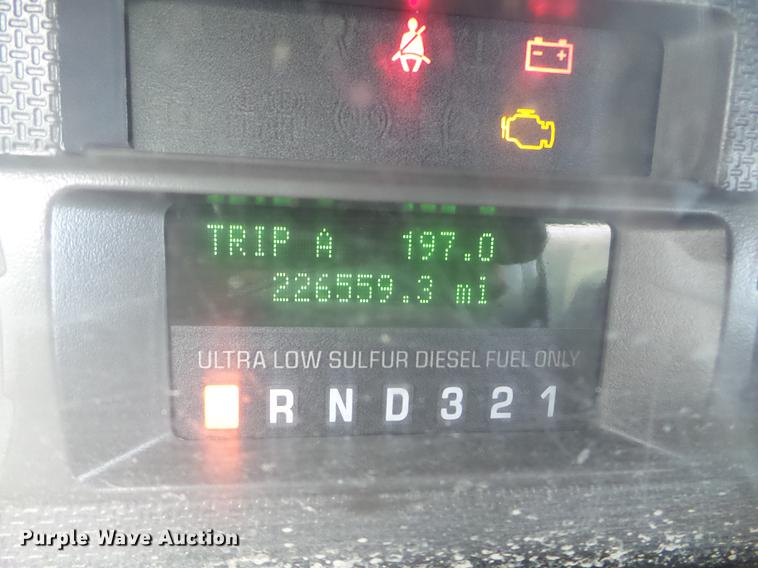 image for item FM9386 2009 Ford F550 Super Duty service truck with crane