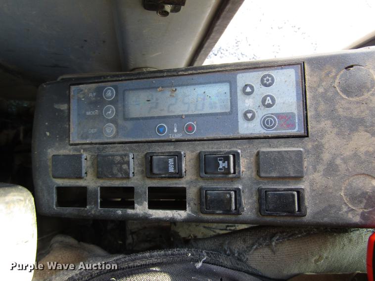 image for item FO9275 2005 Kobelco SK250LC excavator